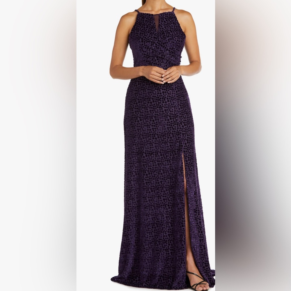 Night Way Collections Plum Fit and Flare Maxi with Slit Evening Dress Size 6T